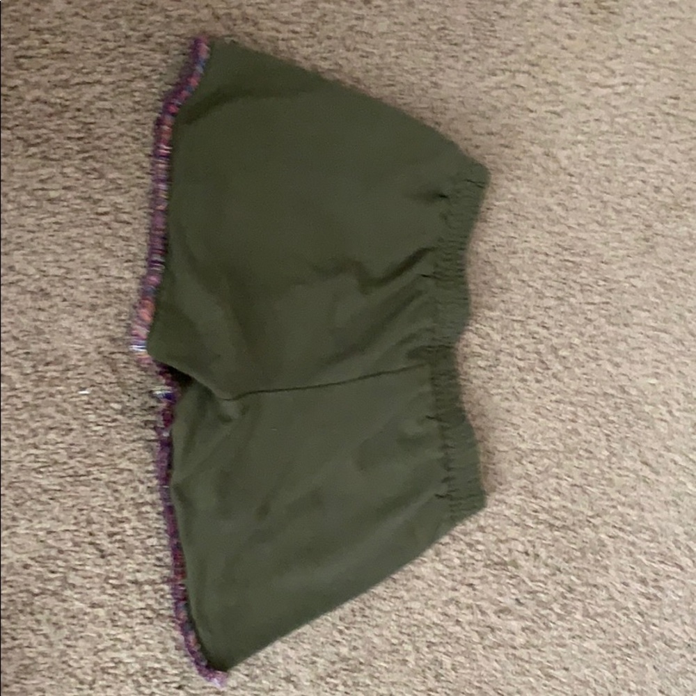 Shorts - Picture 2 of 2